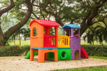 Plastic Playhouses Vs Wooden Playhouses  Which Is Better 416x277 
